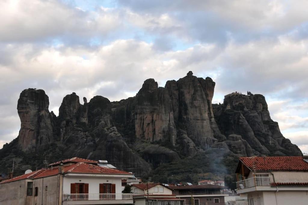Holiday Meteora B Kalambaka Esterno foto