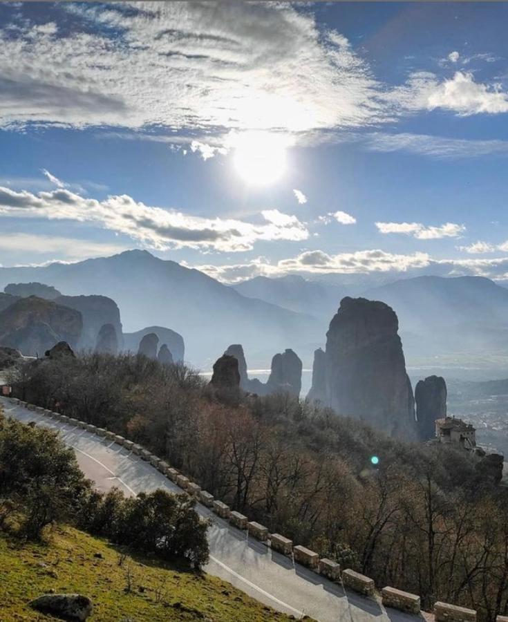 Holiday Meteora B Kalambaka Esterno foto